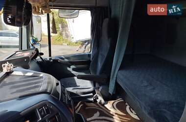 Тягач DAF 95 2000 в 