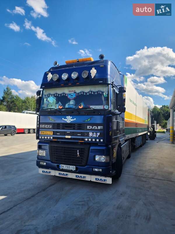 Тягач DAF 95 1998 в 