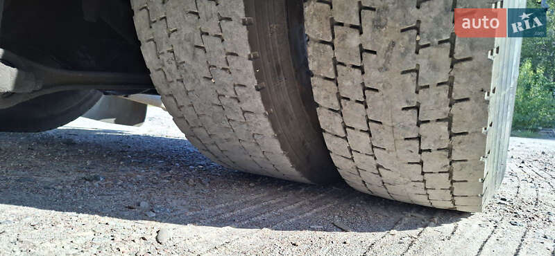 Тягач DAF 95 2003 в Киеве