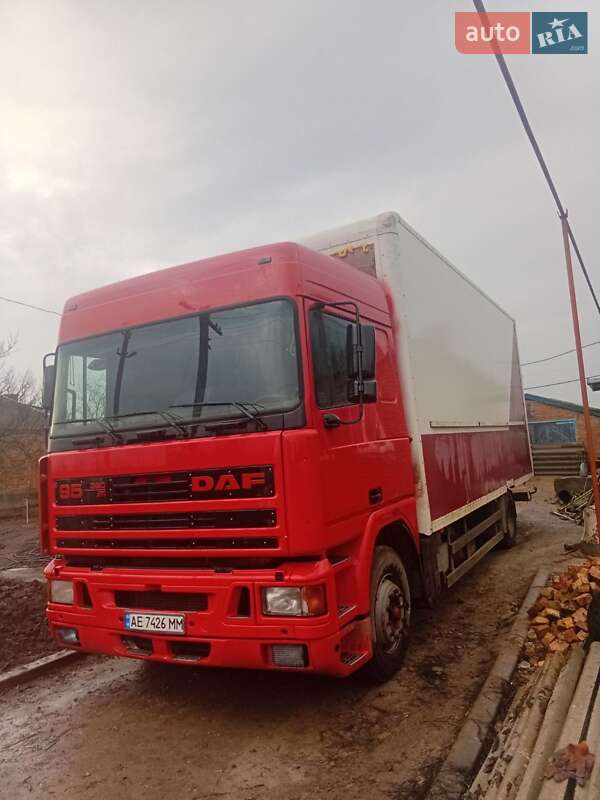 Грузовой фургон DAF 95 1995 в Днепре