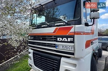 Тягач DAF 95 2000 в Миргороді