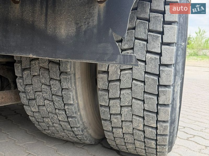 Тягач DAF 95 2002 в Львове