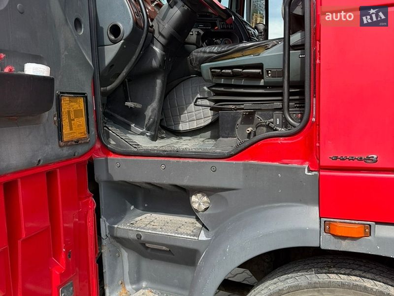 Тягач DAF 95 2002 в Львове