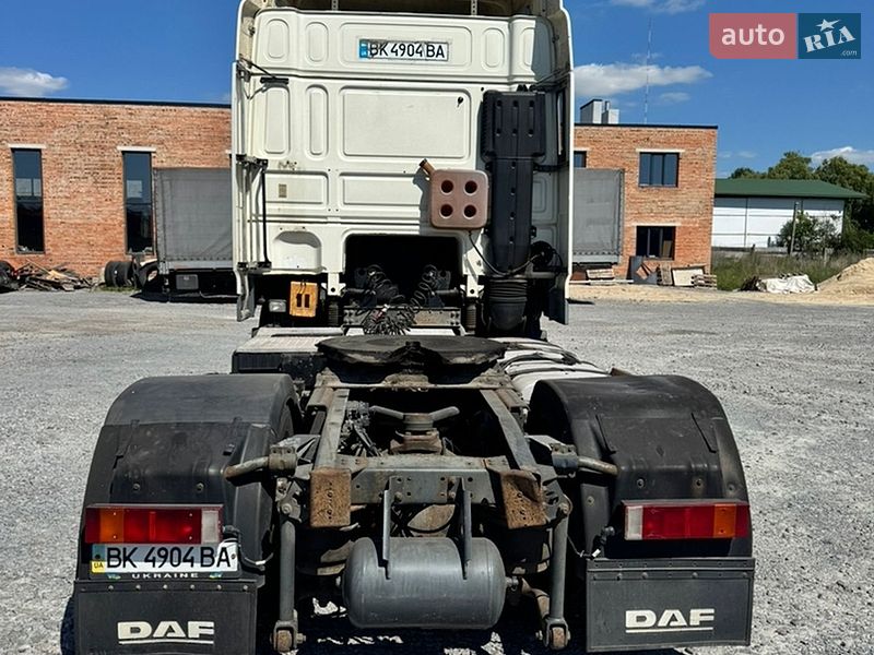 Тягач DAF 95 2006 в Ровно