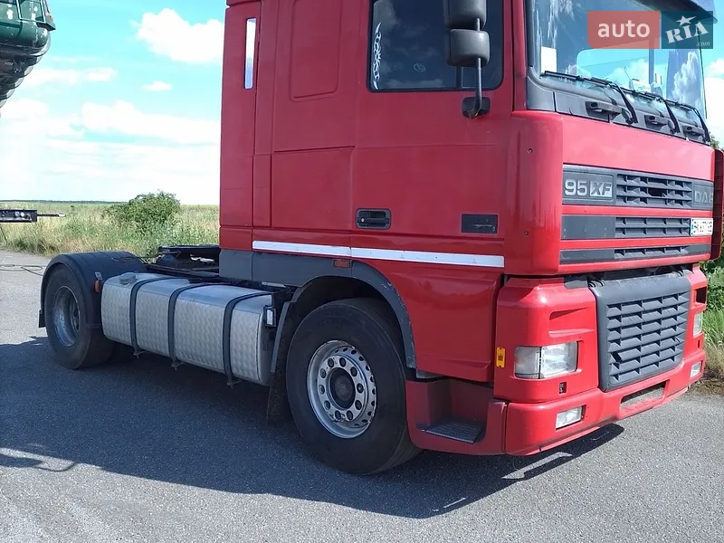DAF 95 2001