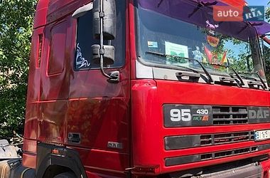 Тягач DAF ATI 1997 в Золотоноше