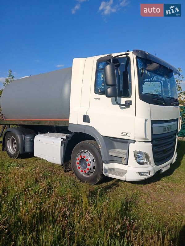 Цистерна DAF CF 290FT 2014 в Василькове
