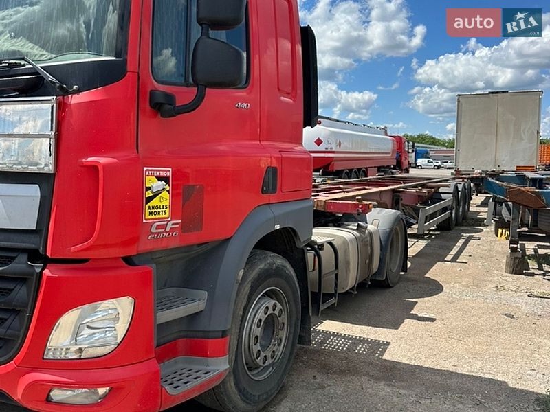 Тягач DAF CF 400FT 2015 в Одессе