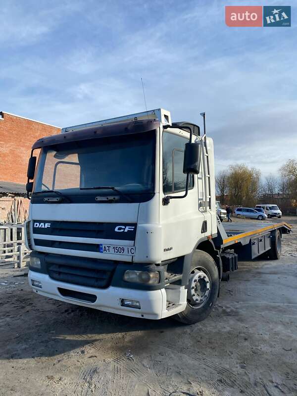 Эвакуатор DAF CF 75 2004 в Ивано-Франковске