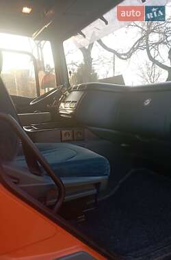 Грузовой фургон DAF CF 75 2003 в 