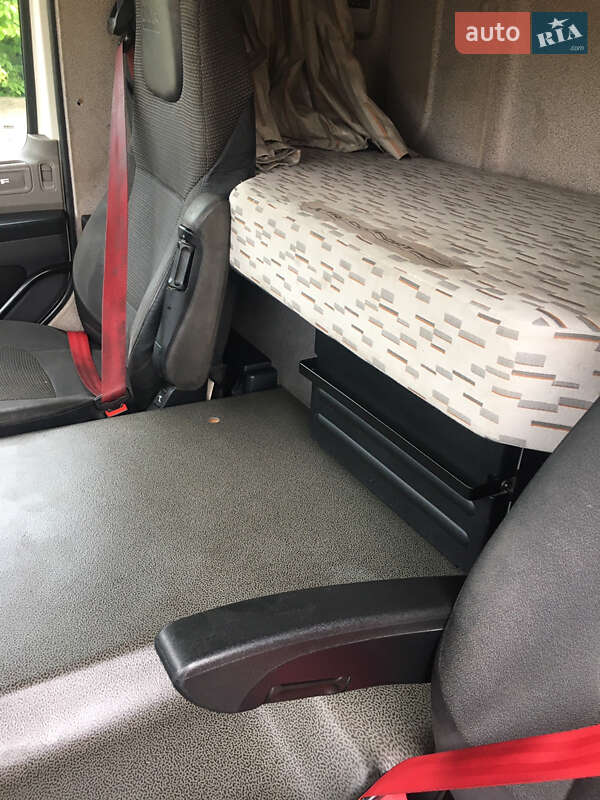 Тягач DAF CF 85 2015 в Бучаче