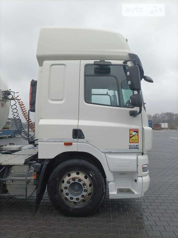 Тягач DAF CF 85 2011 в Чернівцях
