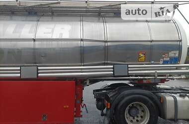 Тягач DAF CF 85 2011 в Черновцах