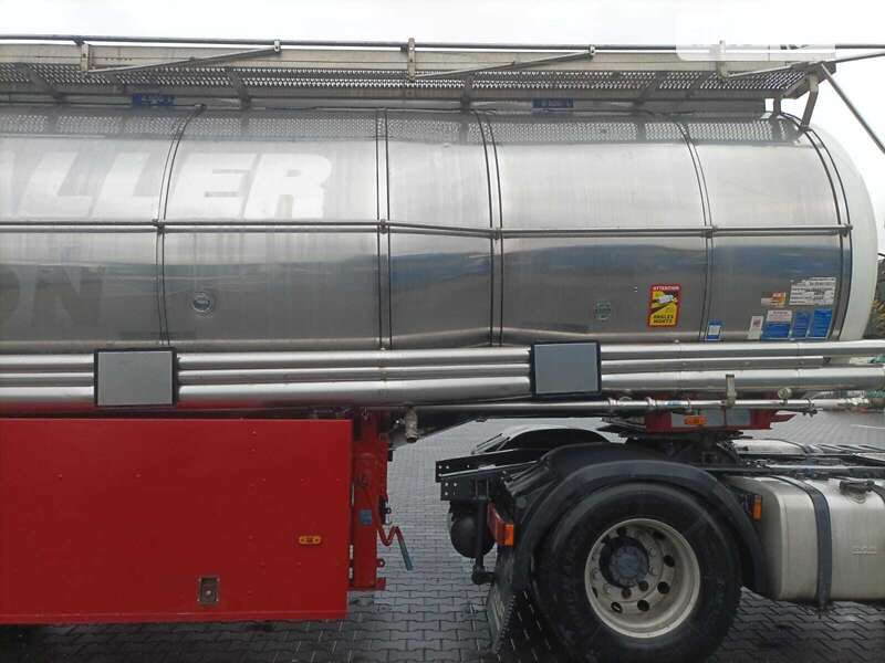 Тягач DAF CF 85 2011 в Чернівцях