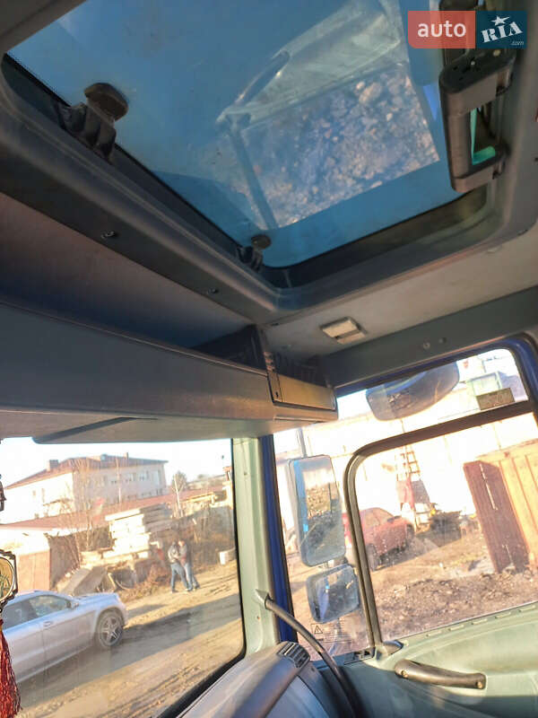 Самоскид DAF CF 85 2004 в Рівному
