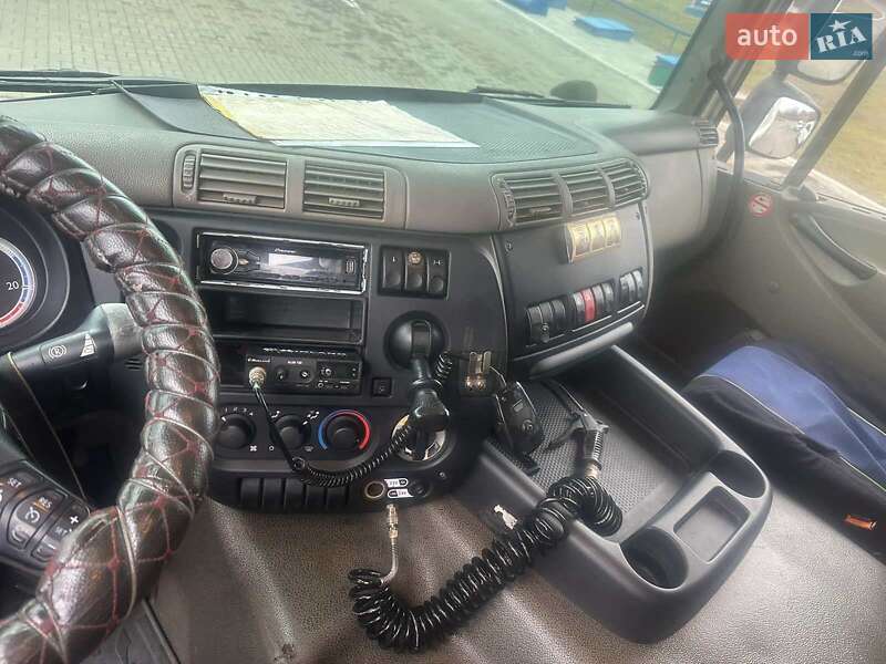 Тягач DAF CF 85 2011 в Прилуках