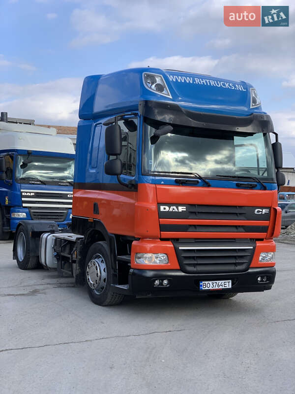 Тягач DAF CF 85 2013 в 