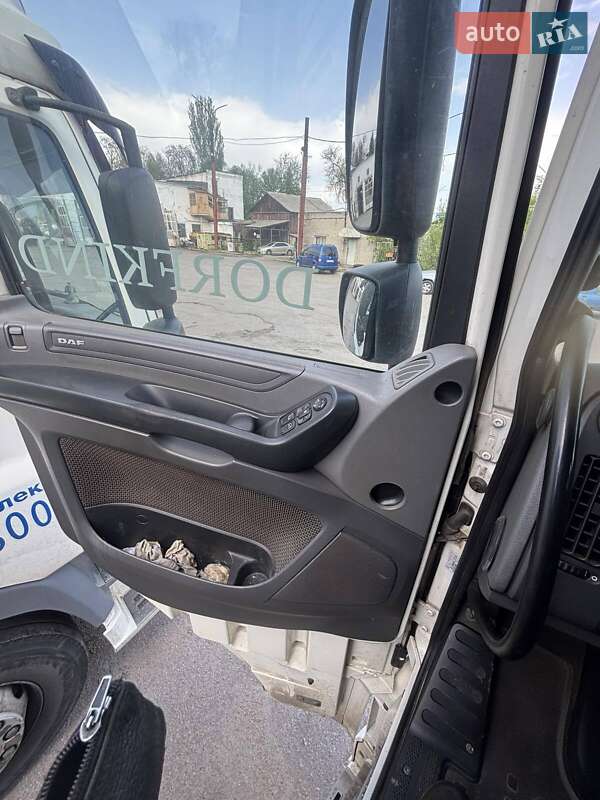 Тягач DAF CF 85 2010 в Днепре