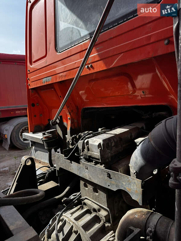 Самосвал DAF CF 85 2000 в Ровно