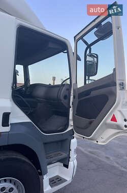 Тягач DAF CF 85 2012 в 