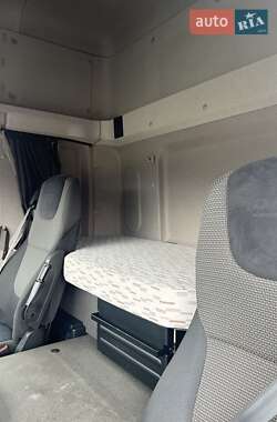Тягач DAF CF 85 2014 в 