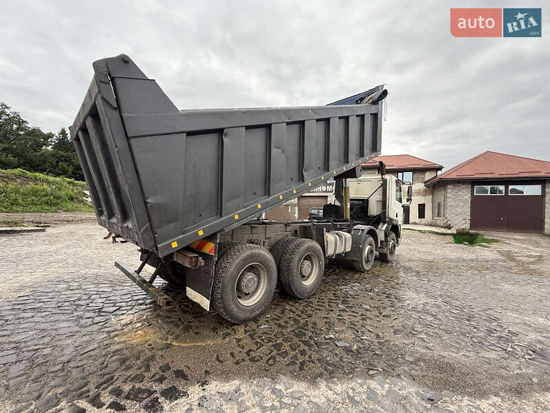 Самосвал DAF CF 85 2003 в Ровно