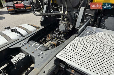 Тягач DAF CF 85 2011 в 
