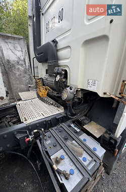 Тягач DAF CF 85 2004 в 