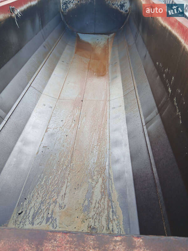 Самосвал DAF CF 85 2011 в Львове