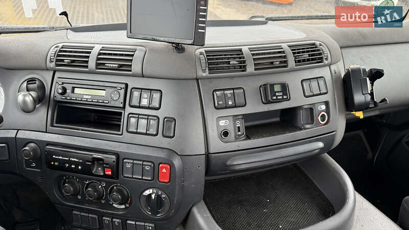 Тягач DAF CF 85 2015 в Виннице