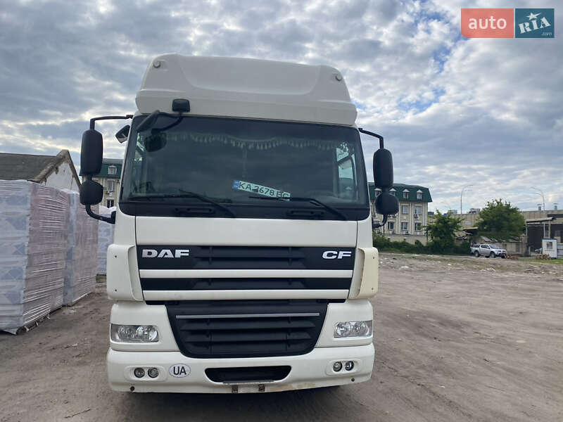 Тягач DAF CF 85 2010 в Киеве фото Тягач DAF CF 85 2010 в Киеве