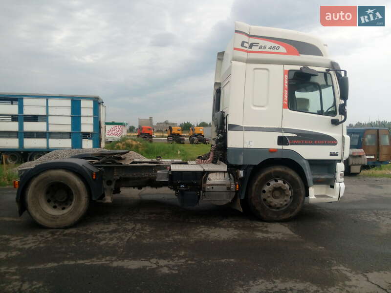 Тягач DAF CF 85 2010 в Дніпрі