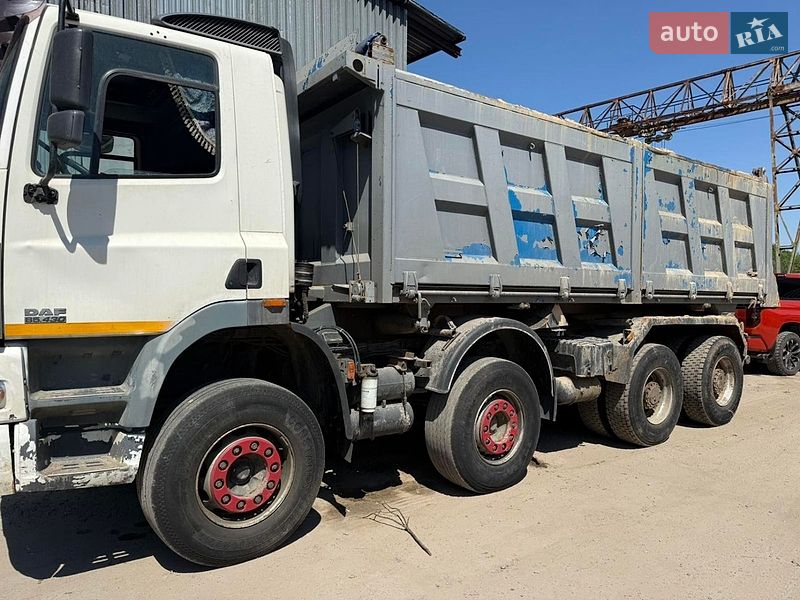 Самоскид DAF CF 85 2002 в Вишневому