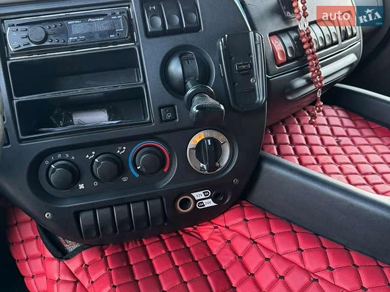 Тягач DAF CF 85 2010 в Кривом Роге