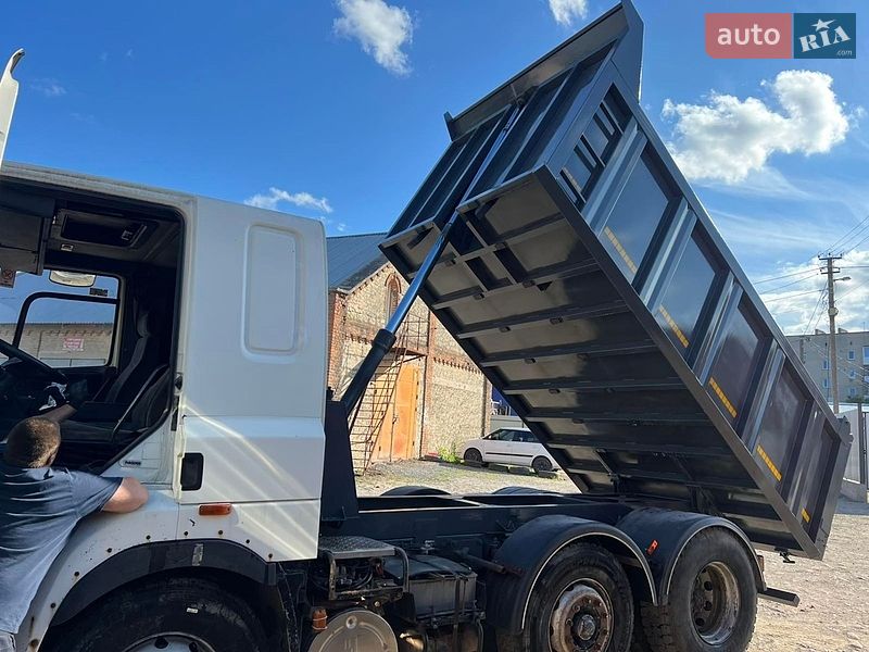 Самосвал DAF CF 85 2001 в Ивано-Франковске фото 2 Самосвал DAF CF 85 2001 в Ивано-Франковске