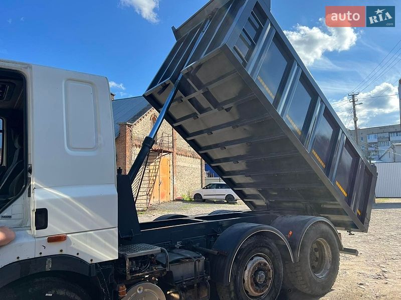 Самосвал DAF CF 85 2001 в Ивано-Франковске