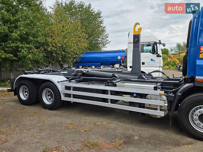 Мультилифт DAF CF 85 2013 в Черновцах
