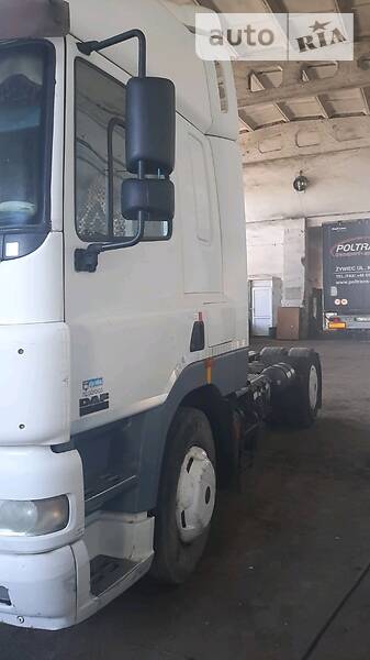 Тягач DAF CF 2006 в Бурштыне