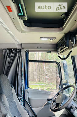 Тягач DAF CF 2008 в 