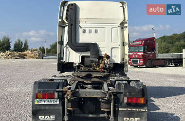 Тягач DAF CF 2005 в Пустомытах