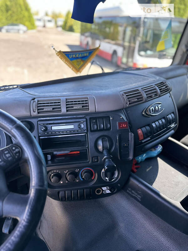 Грузовой фургон DAF CF 2010 в Ровно