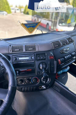 Грузовой фургон DAF CF 2010 в 