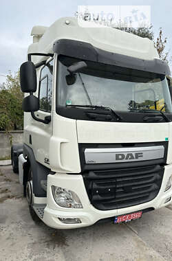 Тягач DAF CF 2015 в Киеве