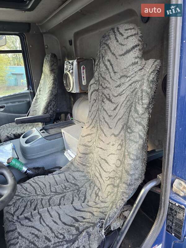 Грузовой фургон DAF CF 2003 в Запорожье