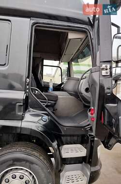 Тягач DAF CF 2015 в Львові