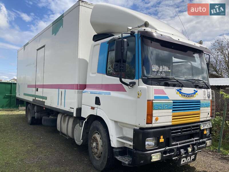 Грузовой фургон DAF CF 2002 в 