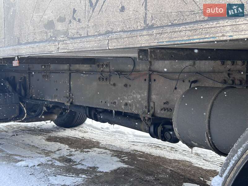 Грузовой фургон DAF CF 2005 в Новых Санжарах