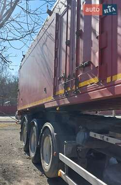 Тягач DAF CF 2007 в 