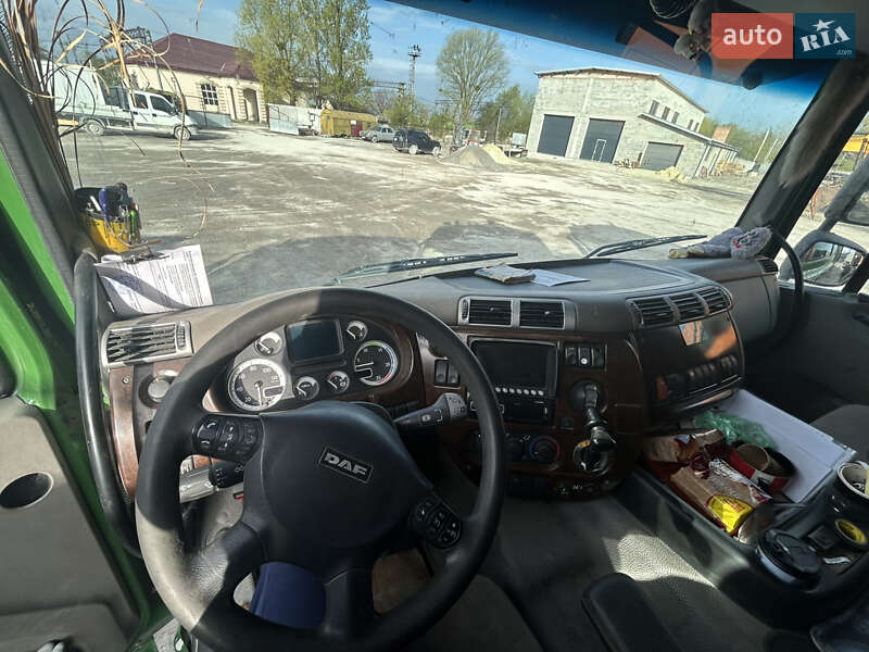 Самоскид DAF CF 2008 в Львові