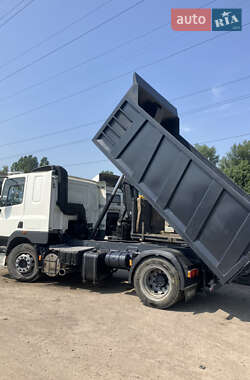 Самоскид DAF CF 2002 в Києві